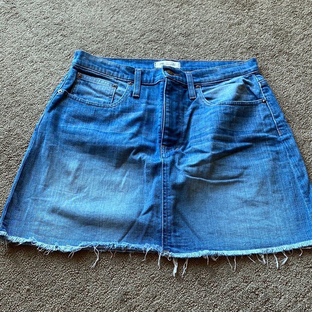 Madewell denim frayed hem skirt.